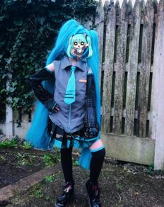 hatsune miku costume and Wig