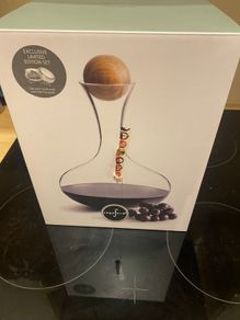 Sagaform Oak Carafe & cleaning beads
