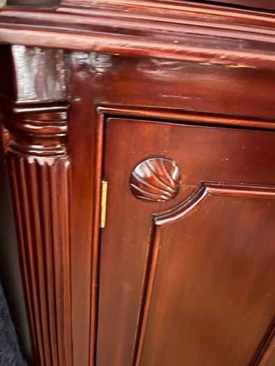 Beautiful Mahogany Glass Cabinet