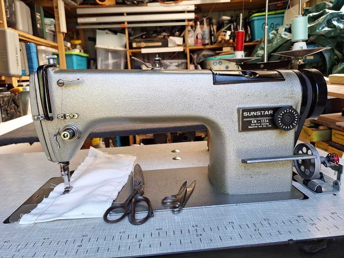 industrial sewing machine