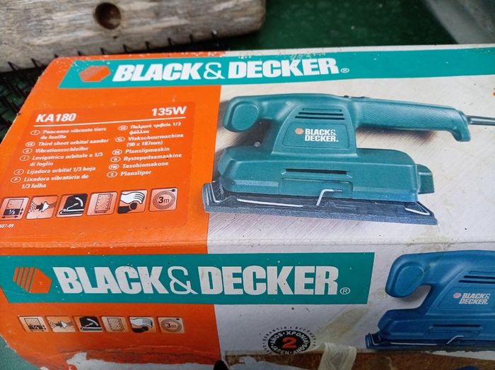 Black & decker sander