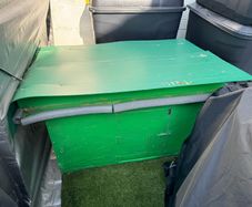 Dog Kennel insulated with mat and accessories