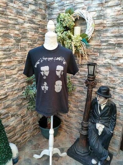 Vintage Style Metallica Where Ever We may Roam Tour T-shirt 1991 2017 reprint  The Tour was for the Black Album Front and Back Print's  Size Medium but is small fitting, fits more like a small