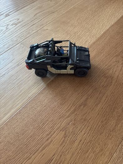 Jurassic World Rebirth Remote Control Track 'n Chomp Dinosaur Distortus Rex