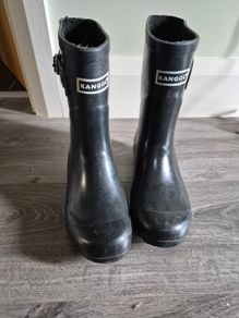 Wellies as good as new!