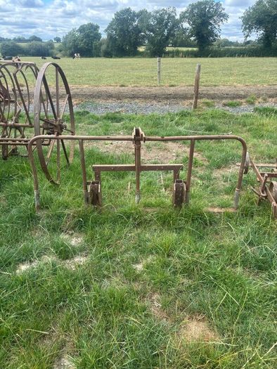 Antique farm machinery: 10 machines