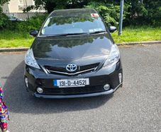 Toyota prius alpha 7 seater
