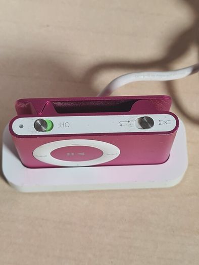Apple Ipod Shuffle Pink With Charging Dock Forpaeys Repair