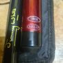 JIMMY WHITE snooker pool cue Arg-17 red black two piece 18oz Image 3