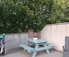 Picnic bench