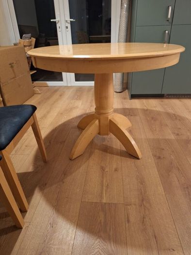 Oak dining table