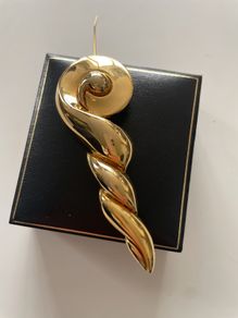 Statement  Brooch