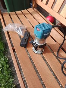 Makita router