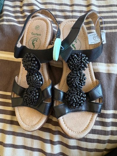 Black sandals