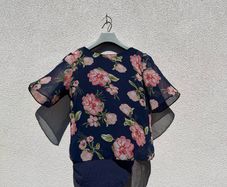 floral navy blouse size 12