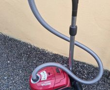 Vacuum cleaner