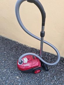 vacuum cleaner