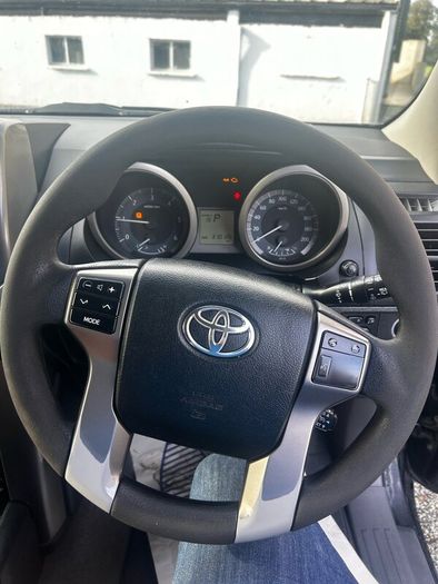 Toyota landcusier