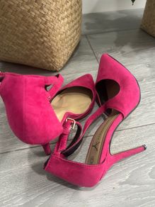 high heels shoes