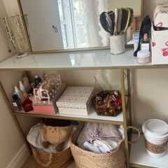 Console / Vanity Table