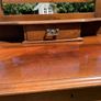 Dressing table Image 2