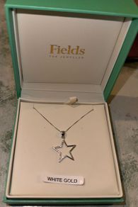 star pendant chain