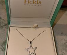 star pendant chain