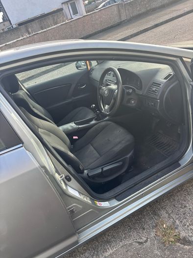 2010 Toyota Avensis