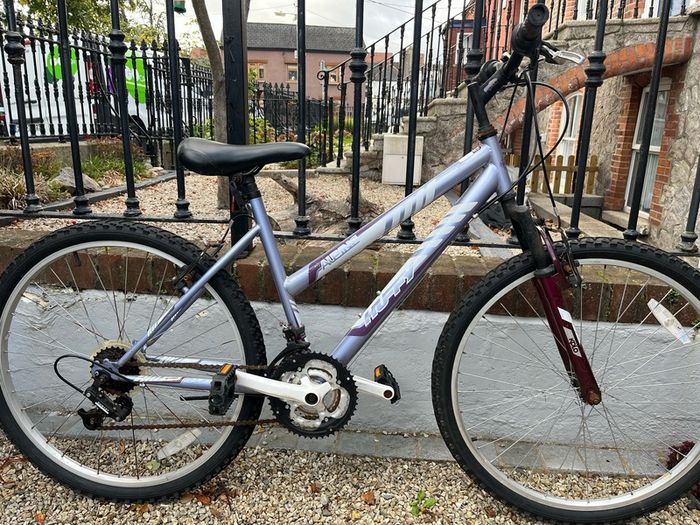 Girls bike