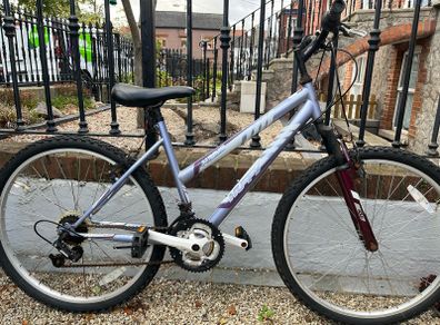 Girls bike
