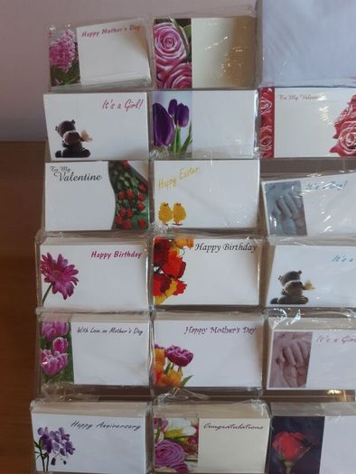 cards stand, message cards and card holders