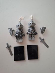 LEGO  (CMF) Series 9 Heroic Knight  2x
