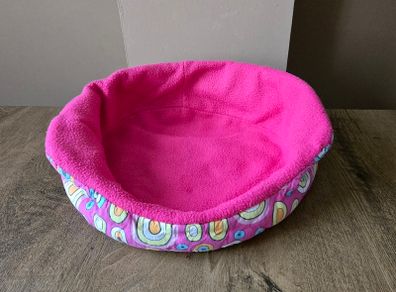 Guinea pig bed - hot pink circles