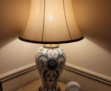 Table lamp