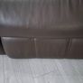 Reclining tilting chair Image 5