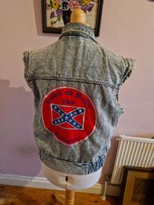 Vintage Country Western sleeveless acid wash denim jacket