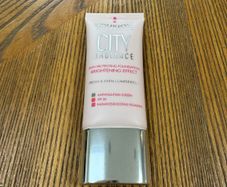 Bourjois Paris City Radiance foundation