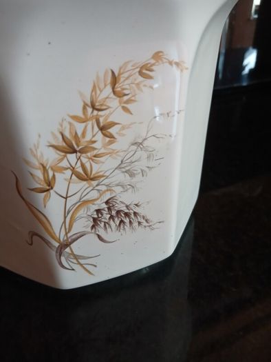 Vintage Ceramic Flower pots. Immaculate condition.