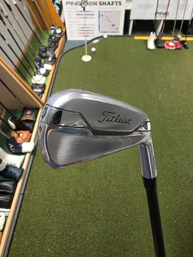Titleist u500 Forged 4 Iron