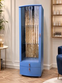 Display cabinet