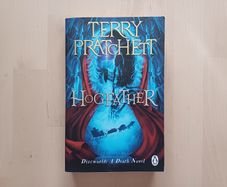 Hogfather by Terry Pratchett (A Christmas Discworld Fantasy Paperback 2022)