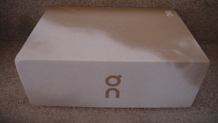 NEW On Cloud 6 WP Trainers Size 11UK - Water Proof