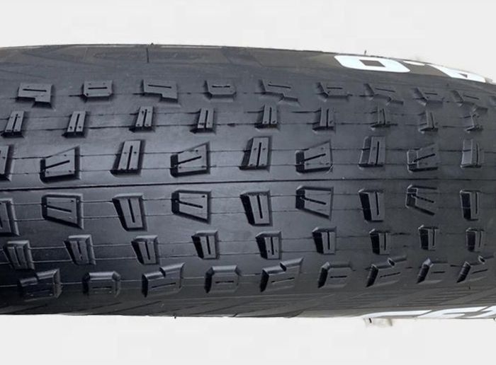 20 x 4.0 CST BFT bicycle fat tire