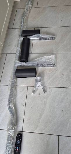 brand new 22kilo safety squat bar