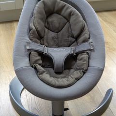 Nuna Leaf Grow Baby Rocker / Bouncer - Very Good Condition