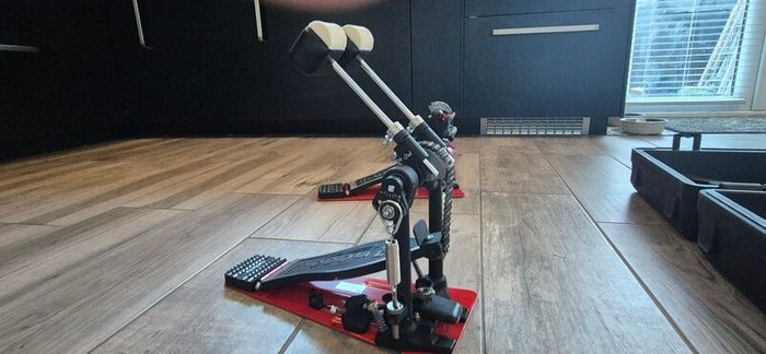 DW 5000 Accelerator double pedal