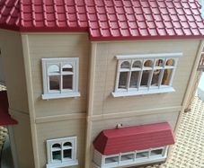 Sylvanian family cosy cottage