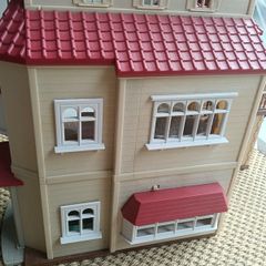 Sylvanian family cosy cottage