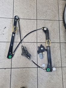 Vw Golf Mk7 13-19 Front Right Driver Side Window Regulator