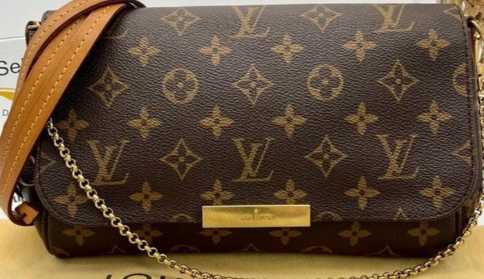 Buy any 2 items from this listing & you get Free Wallet!